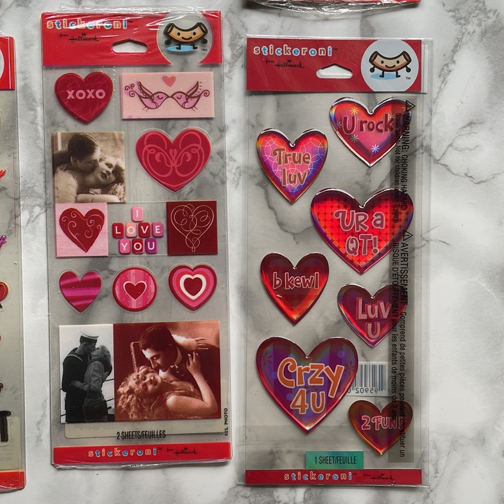 Hallmark Stickeroni Sticker LOT - CHRISTMAS AND VALENTINES DAY - Picture 2 of 6